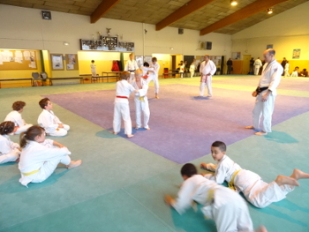 Un combat lors de la compétition kg par kg du 04 avril 2015